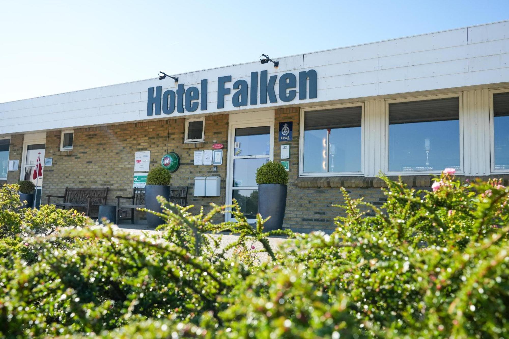Falken Videbaek
